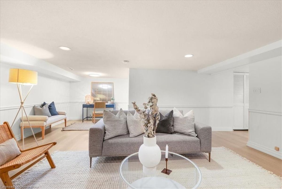 img-gallery
