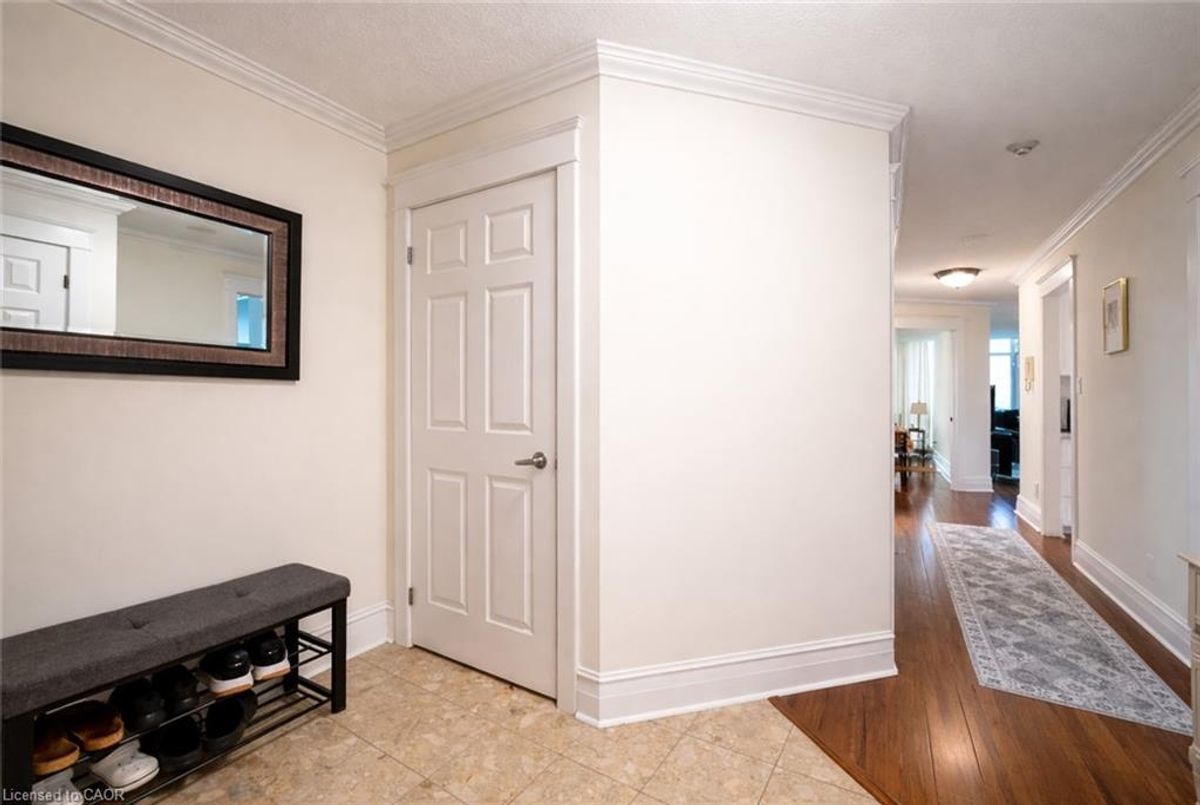 img-gallery