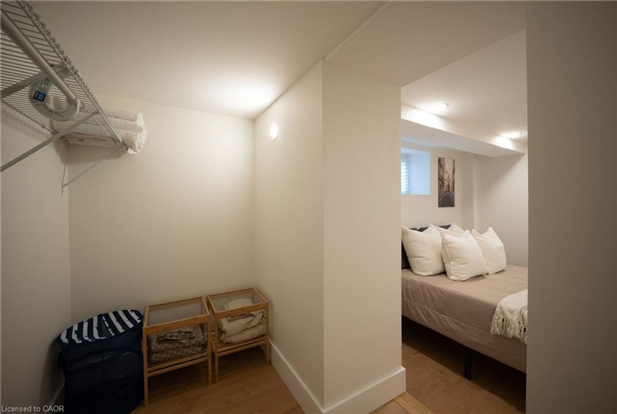 img-gallery