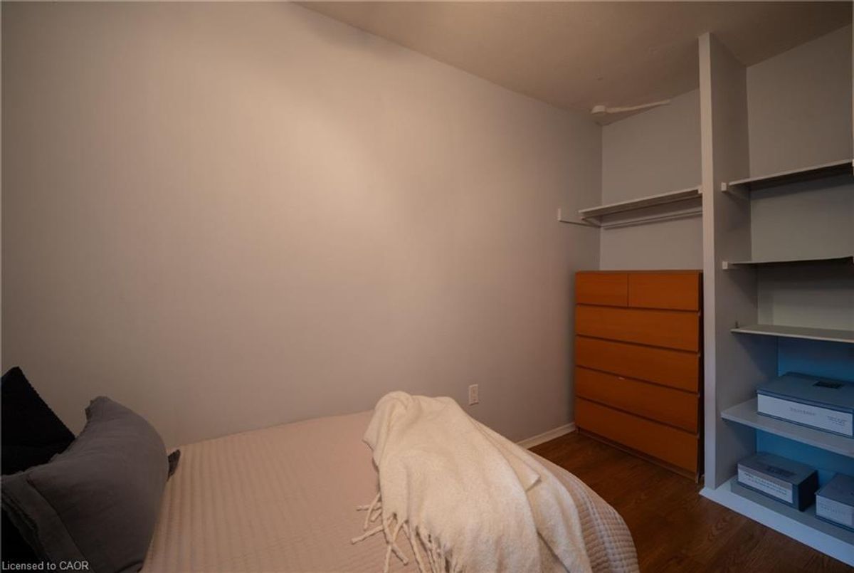 img-gallery