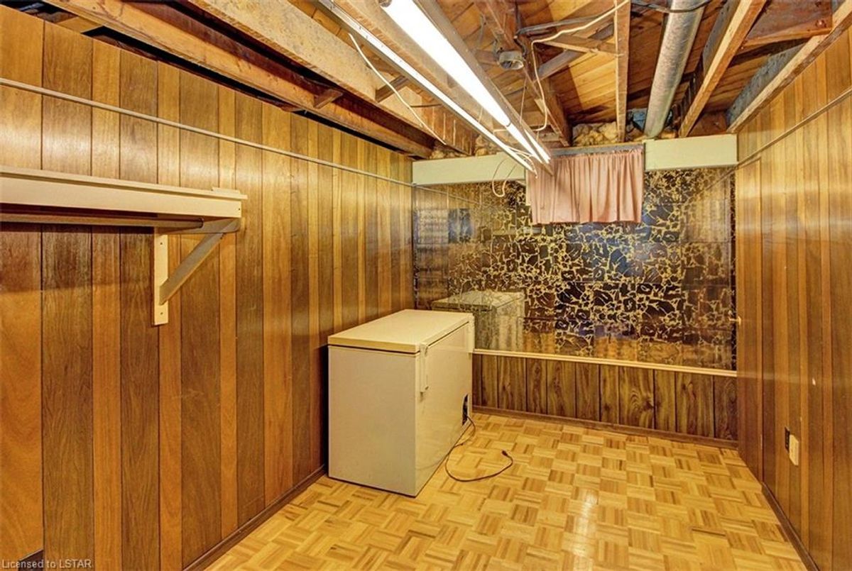 1013 Feren Avenue London 1013 Feren Avenue London