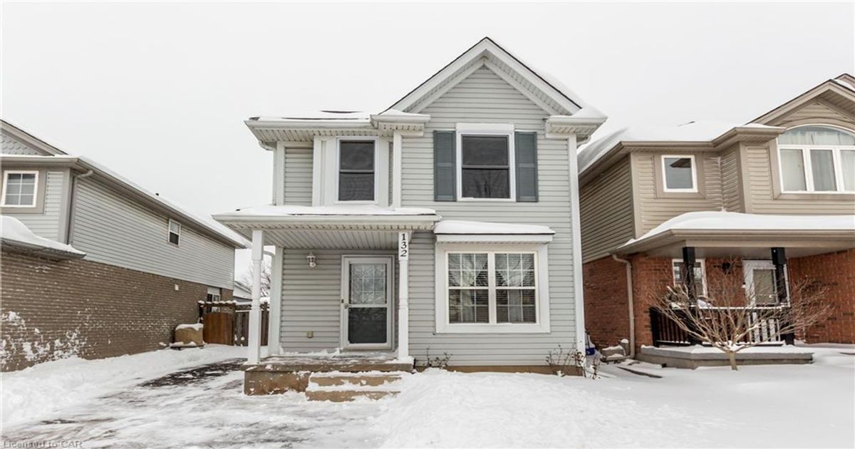 132 Chrysler Crescent  Cambridge