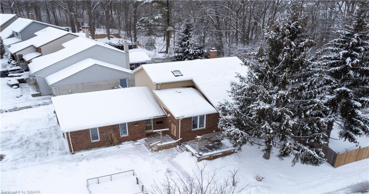 215 Biehn Drive  Kitchener