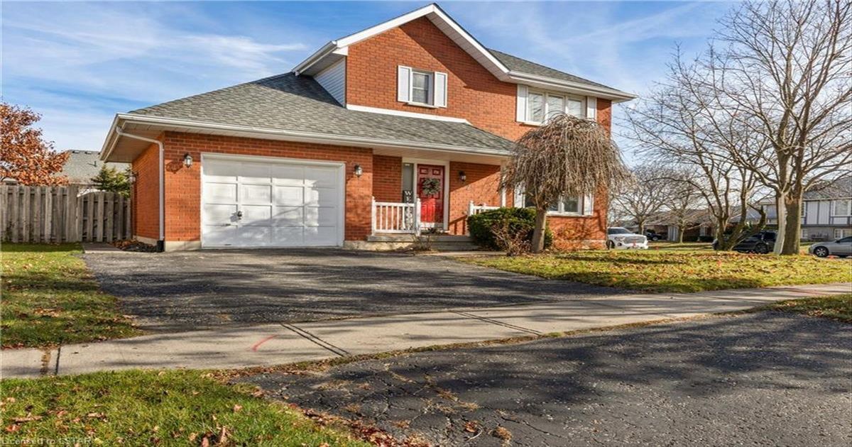 322 Lansdowne Avenue  Woodstock