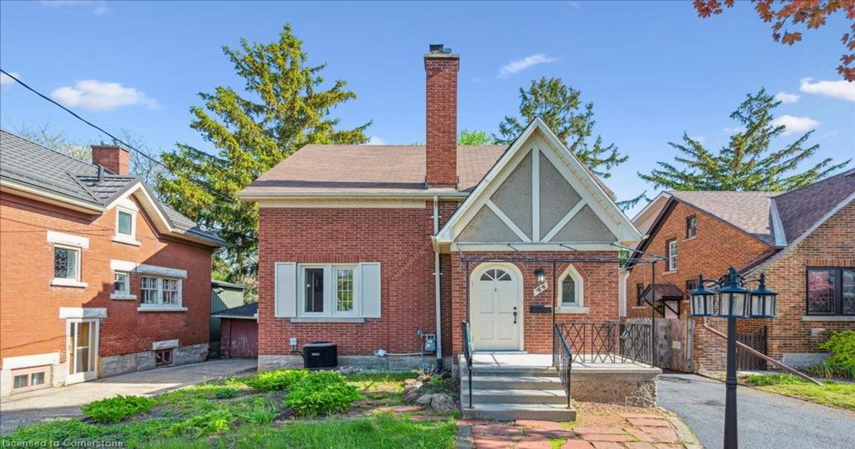 44 Highland Road W Kitchener
