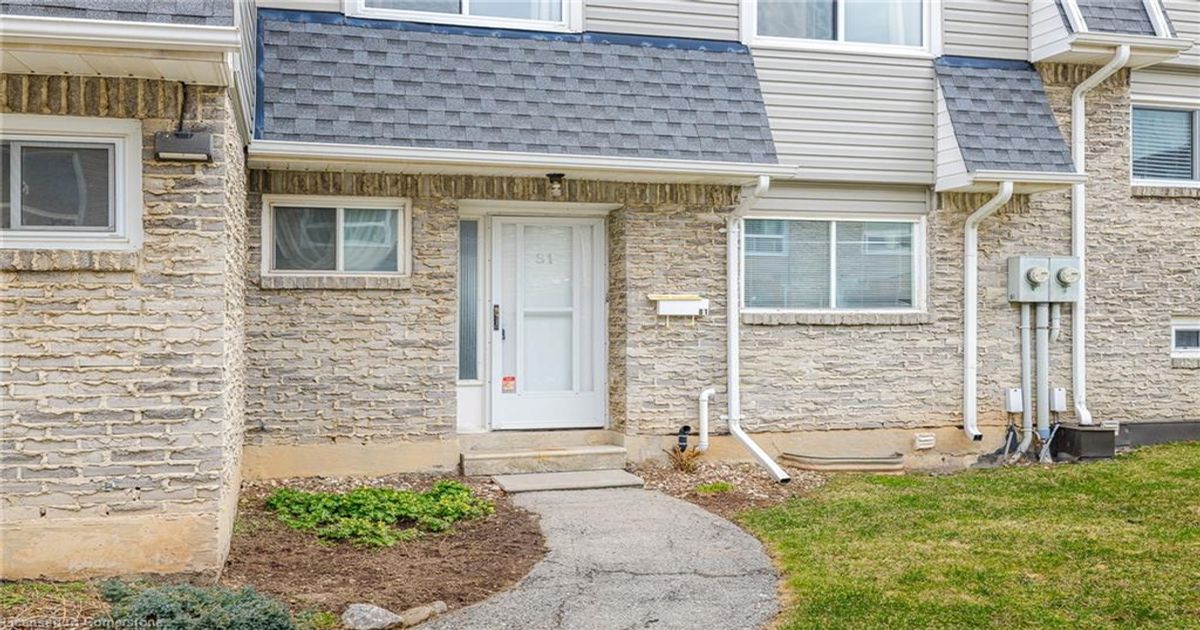 2050 Upper Middle Road  Burlington