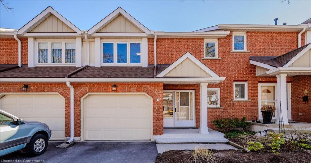 523 Beechwood Drive  Waterloo