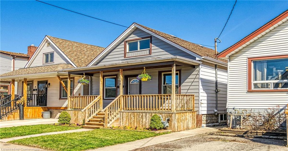 70 Robins Avenue  Hamilton