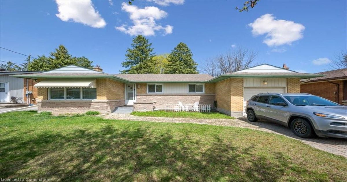 106 Eton Drive  Kitchener