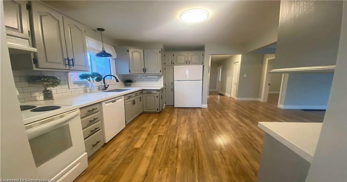312 East 45th Street  Hamilton