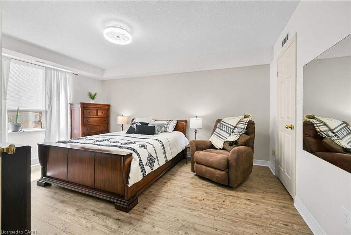 6 Village Green Boulevard Hamilton 6 Village Green Boulevard Hamilton