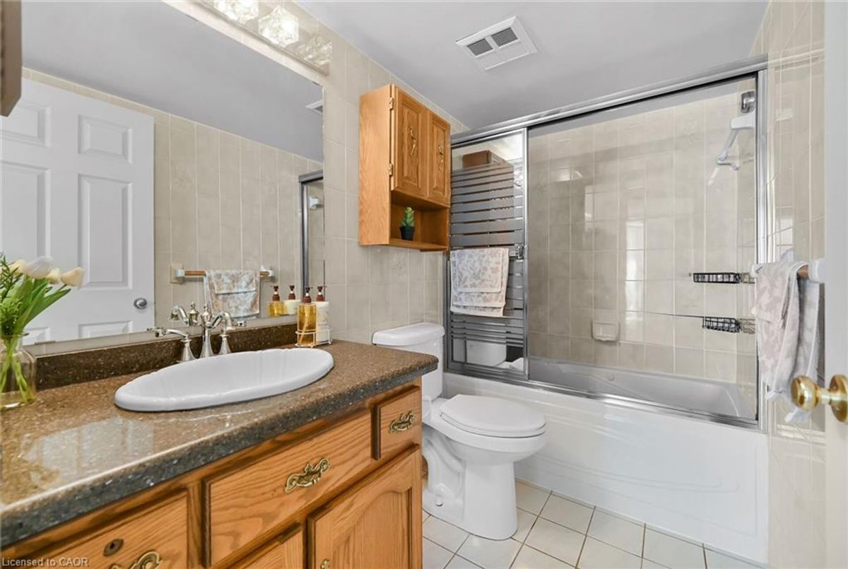 6 Village Green Boulevard Hamilton 6 Village Green Boulevard Hamilton