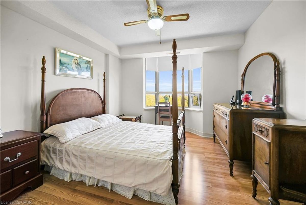 6 Village Green Boulevard Hamilton 6 Village Green Boulevard Hamilton