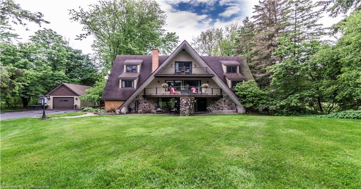 6607 Ellis Road  Cambridge