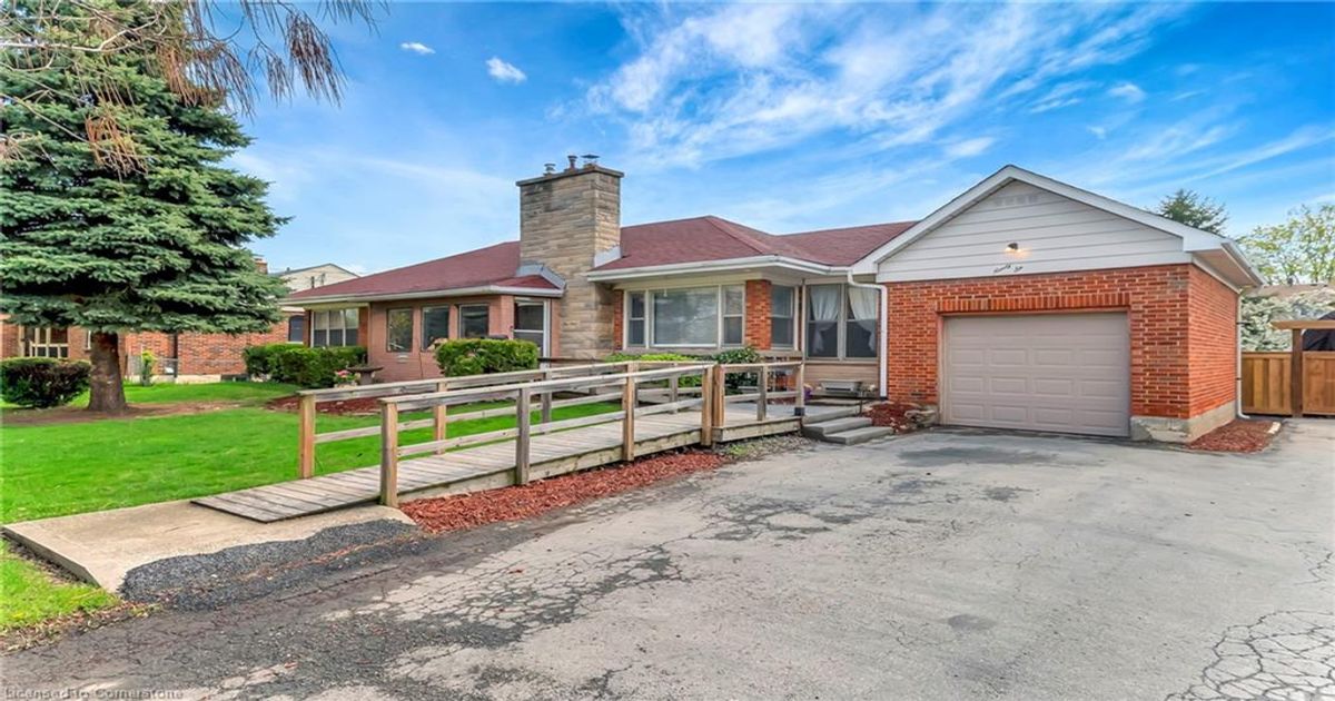 96 Gray Road  Stoney Creek