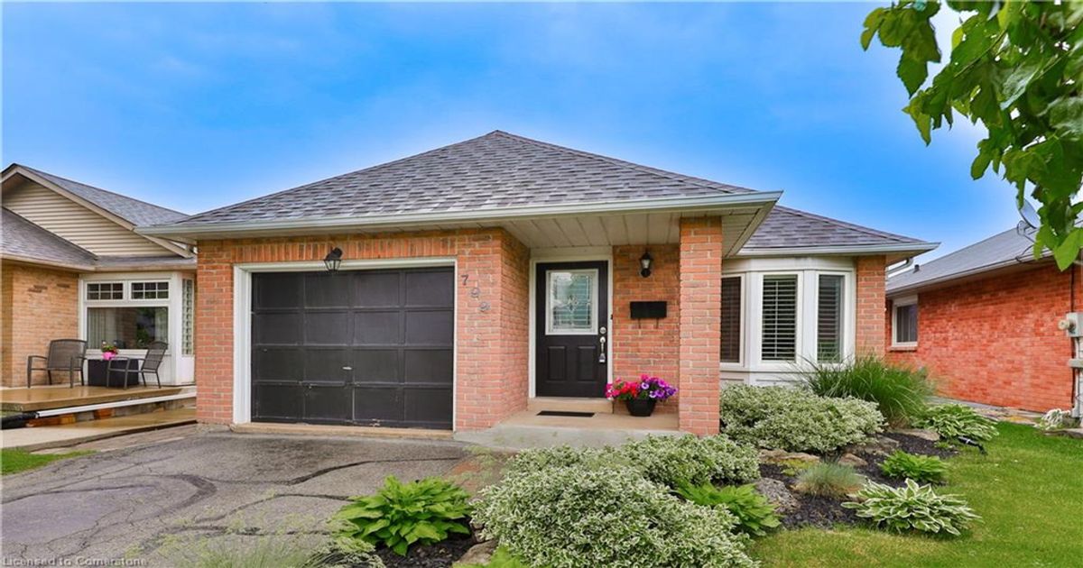799 Miriam Crescent  Burlington