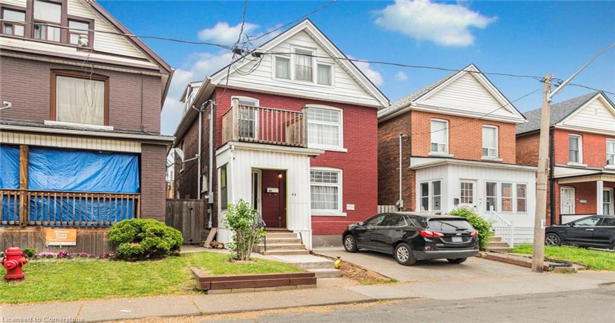 44 Arthur Avenue N Hamilton