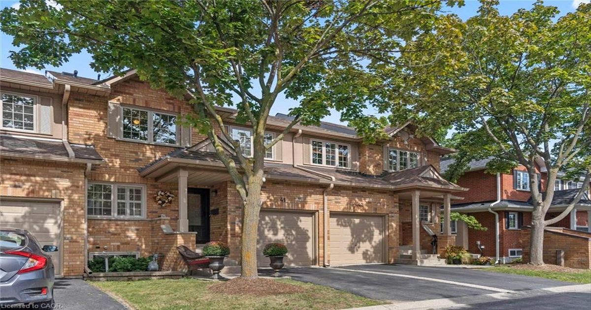 2880 Headon Forest Drive  Burlington