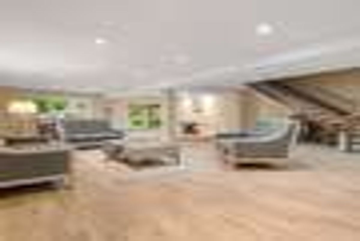 img-gallery