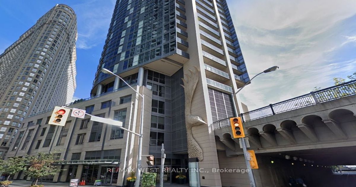 1906-1 The Esplanade Avenue Toronto C08