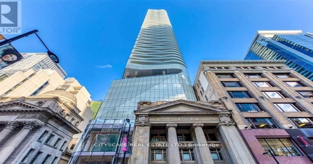 4402-197 Yonge Street Toronto C08