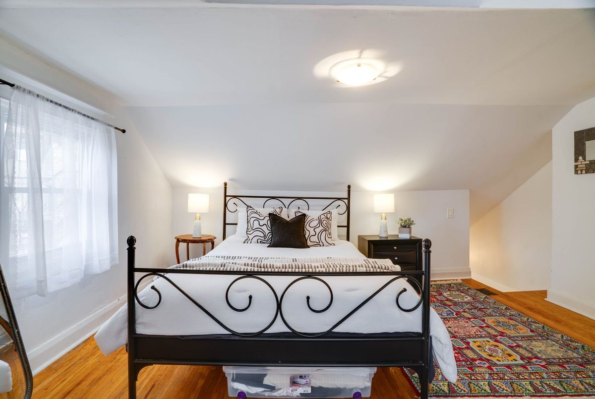 img-gallery