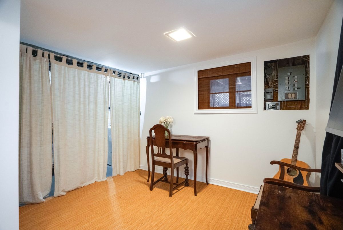 img-gallery