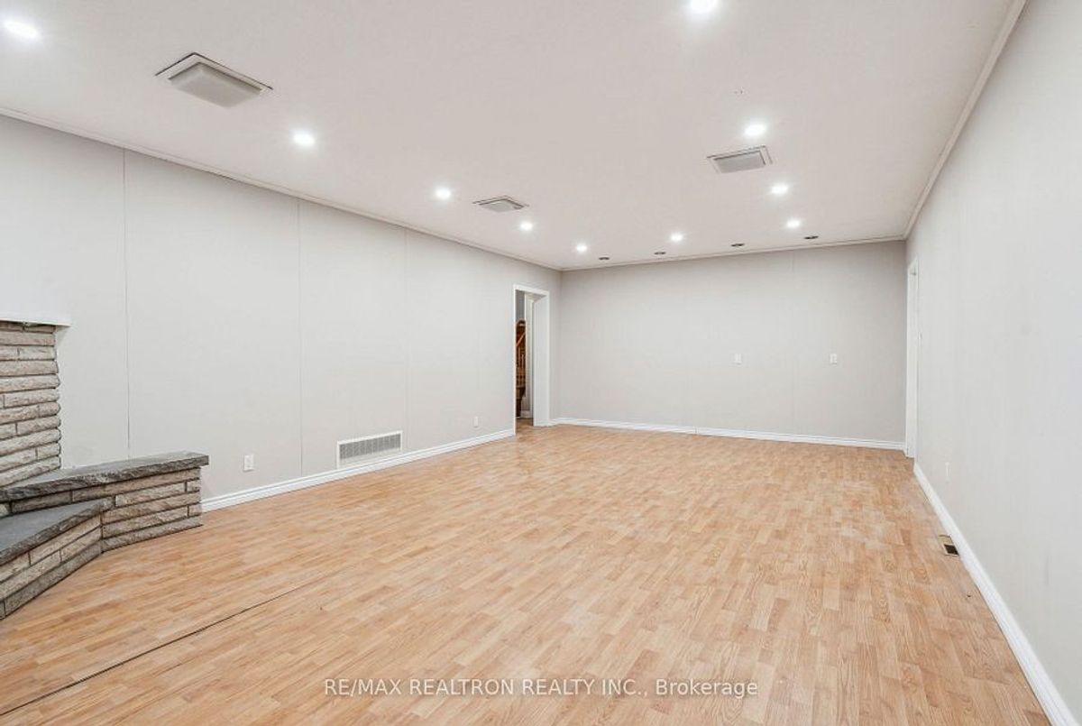 img-gallery