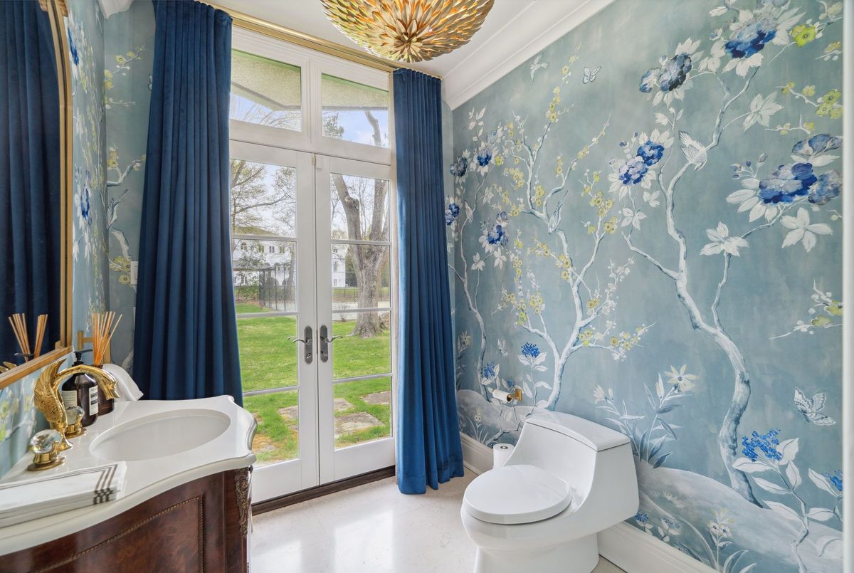 15 Park Lane Circle 15 Park Lane Circle Toronto C12