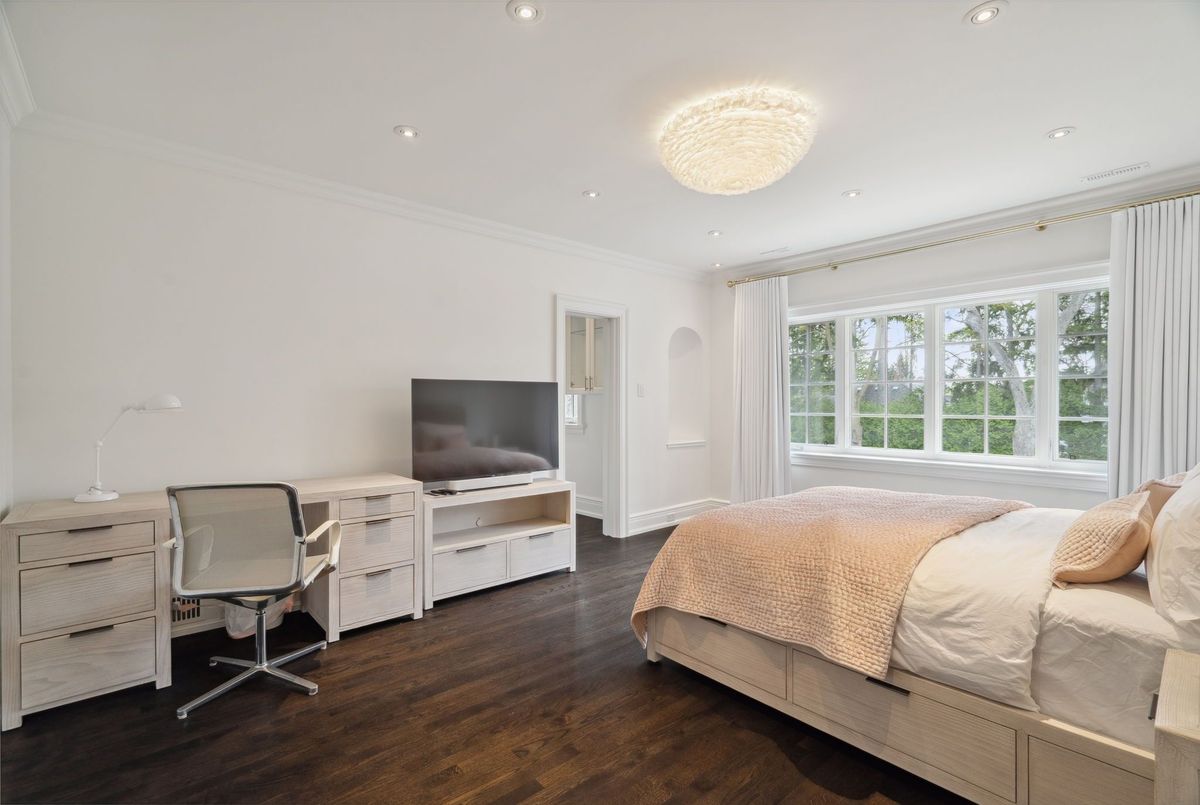 15 Park Lane Circle 15 Park Lane Circle Toronto C12