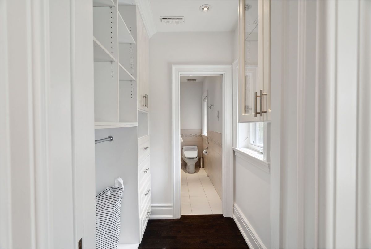 15 Park Lane Circle 15 Park Lane Circle Toronto C12