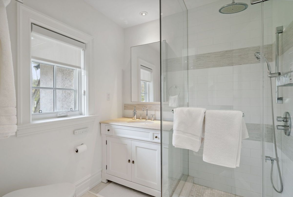 15 Park Lane Circle 15 Park Lane Circle Toronto C12