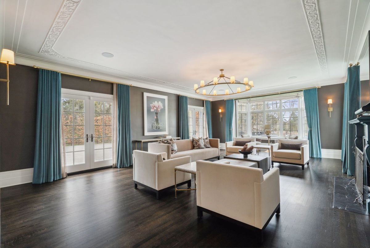 15 Park Lane Circle 15 Park Lane Circle Toronto C12