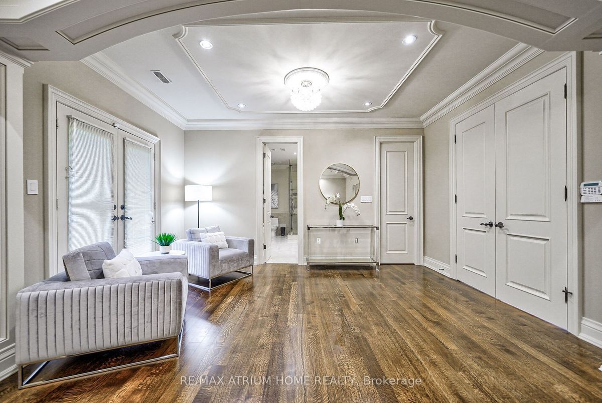 18 Heathcote Avenue 18 Heathcote Avenue Toronto C12