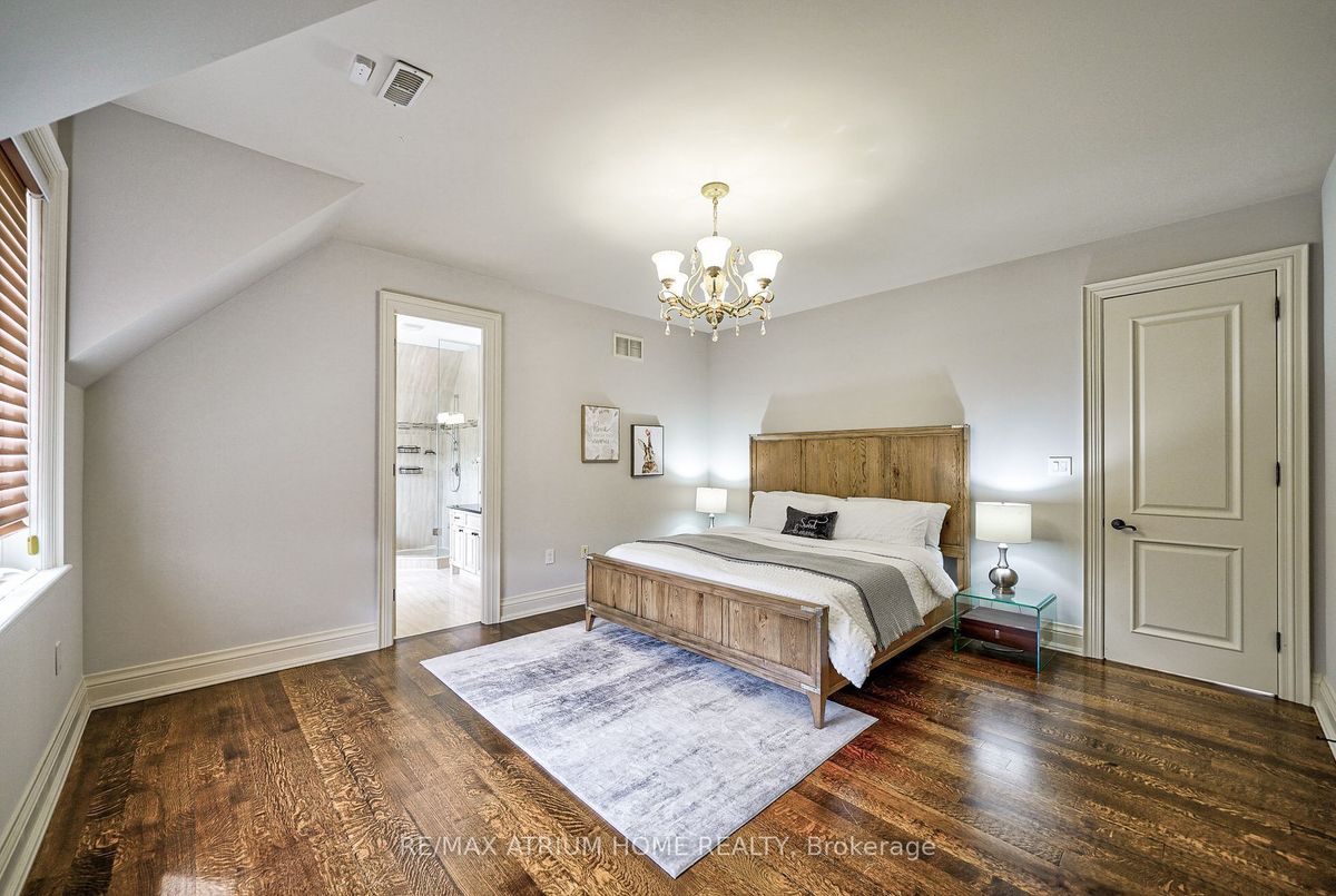 18 Heathcote Avenue 18 Heathcote Avenue Toronto C12