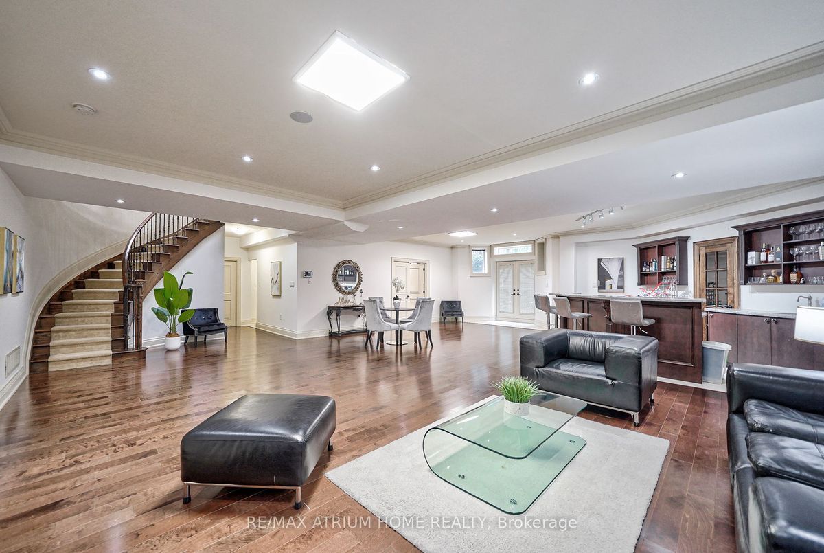 18 Heathcote Avenue 18 Heathcote Avenue Toronto C12