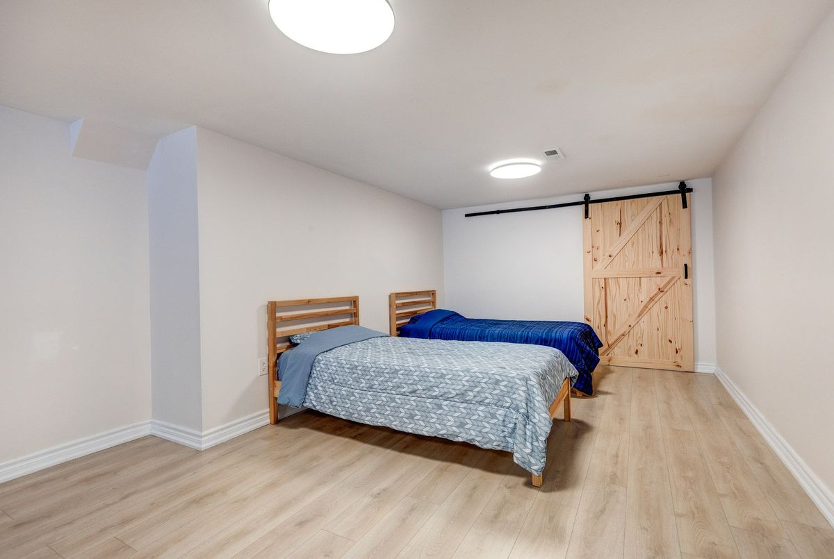 202 Mckee Avenue 202 Mckee Avenue Toronto C14