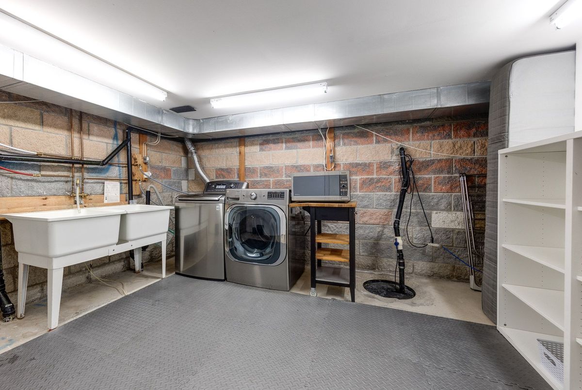 202 Mckee Avenue 202 Mckee Avenue Toronto C14