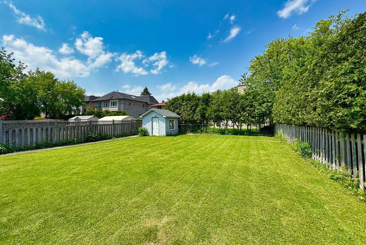 202 Mckee Avenue 202 Mckee Avenue Toronto C14