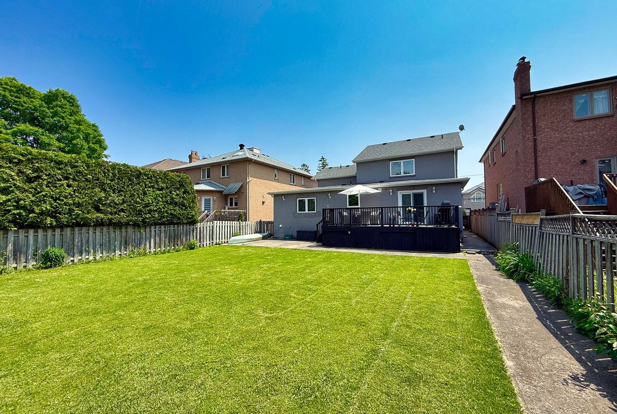 202 Mckee Avenue 202 Mckee Avenue Toronto C14