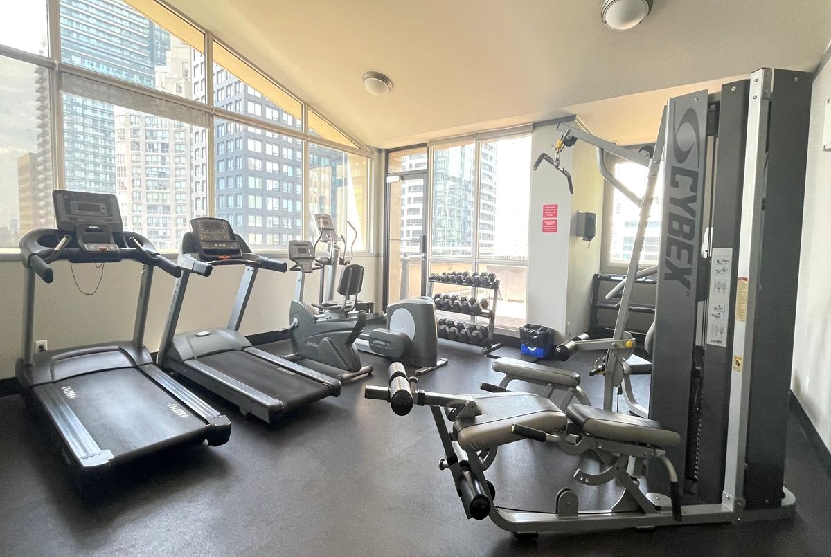 507-555 Yonge Street 507-555 Yonge Street Toronto C08