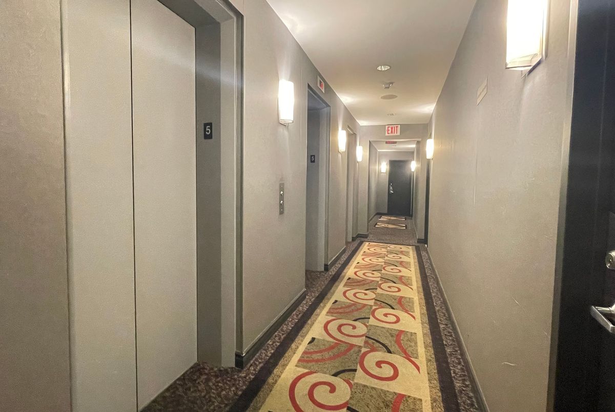 507-555 Yonge Street 507-555 Yonge Street Toronto C08