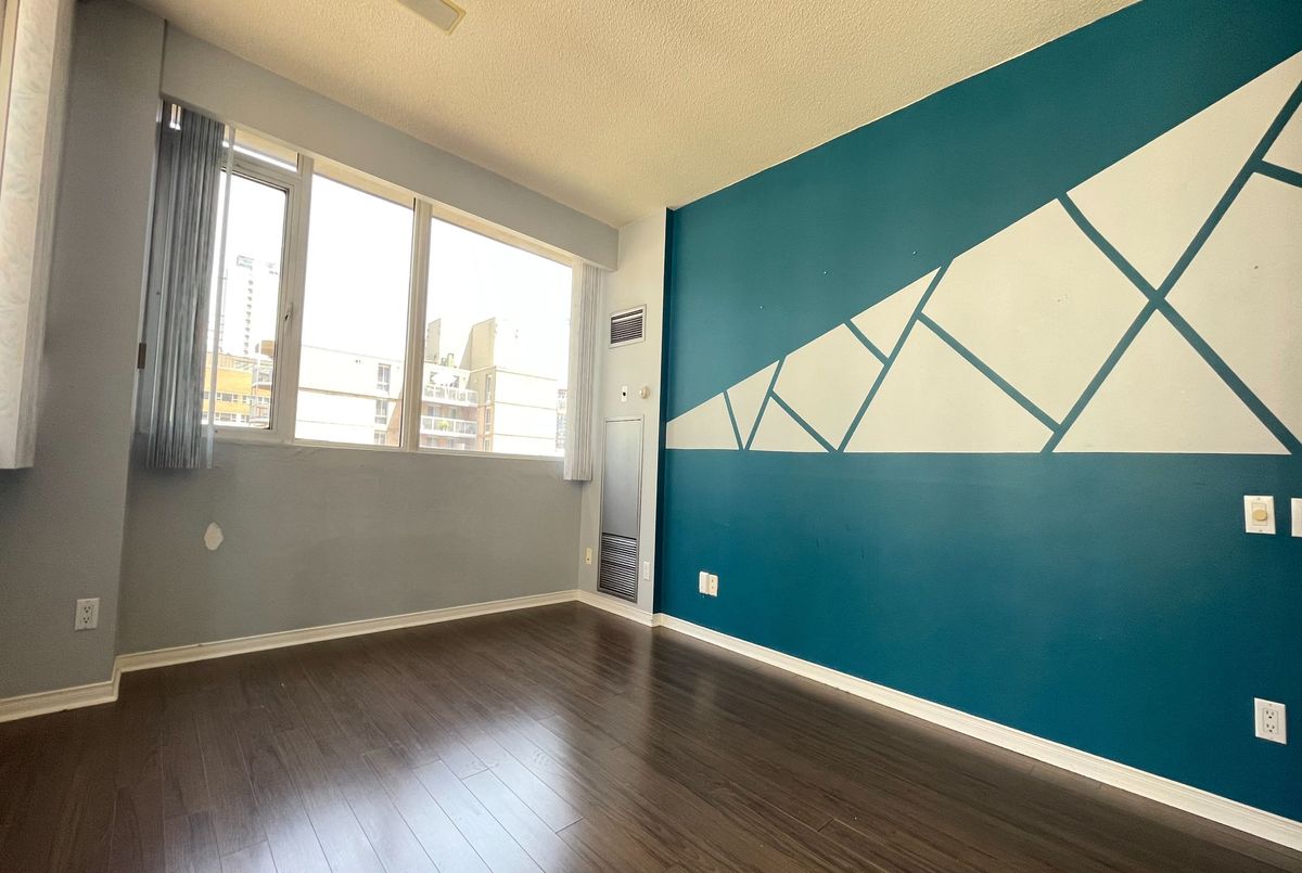 507-555 Yonge Street 507-555 Yonge Street Toronto C08