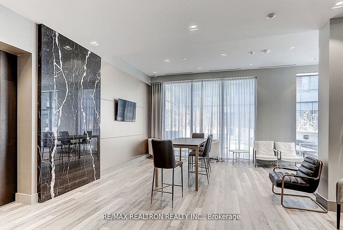 1805-38 Forest Manor Road 1805-38 Forest Manor Road Toronto C15