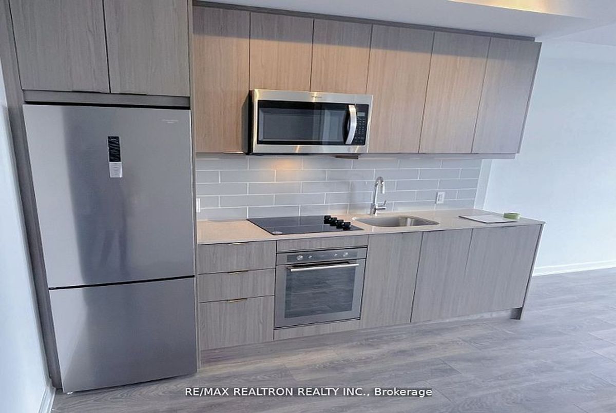 1805-38 Forest Manor Road 1805-38 Forest Manor Road Toronto C15