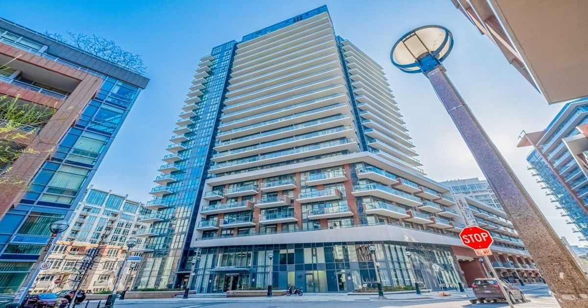 725-38 Iannuzzi Street Toronto C01