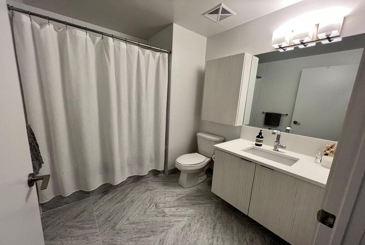 725-38 Iannuzzi Street 725-38 Iannuzzi Street Toronto C01