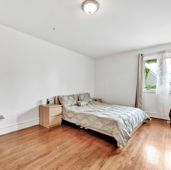 Residential Freehold 6 Montford Drive Toronto For {
  "AboveGradeFinishedArea": 0,
  "AboveGradeFinishedAreaSource": "",
  "AboveGradeFinishedAreaUnits": "",
  "Acreage": "",
  "Active": false,
  "Address": "6 Montford Drive",
  "AirConditioning": "Central Air",
  "AirConditioningYN": false,
  "Amps": "",
  "Appliances": "",
  "ApproxAge": "",
  "ApproxSquareFootage": "3500-5000",
  "Area": "Toronto",
  "AssessmentYear": "",
  "AssignmentYN": false,
  "AssociationAmenities": "",
  "AssociationFee": "",
  "AssociationFeeIncludes": "",
  "AssociationName": "",
  "AssociationYN": false,
  "Balcony": "",
  "Basement": "Finished with Walk-Out, Separate Entrance",
  "BasementYN": false,
  "BathroomsFull": 0,
  "BathroomsHalf": 0,
  "Bedrooms": 5,
  "BedroomsDisplay": "5+2",
  "BedroomsPlus": 2,
  "BedroomsTotal": 7,
  "BelowGradeFinishedArea": 0,
  "BelowGradeFinishedAreaSource": "",
  "BelowGradeFinishedAreaUnits": "",
  "Board": "Toronto Regional Real Estate Board",
  "BuilderName": "",
  "BuildingAreaTotal": "",
  "BuildingAreaUnits": "",
  "BuildingName": "",
  "BusinessName": "",
  "BusinessType": "",
  "BuyerAgencyCompensation": "1/2 Month",
  "BuyerAgencyCompensationType": "",
  "BuyerAgentAOR": "",
  "BuyerAgentEmail": "",
  "BuyerAgentFullName": "",
  "BuyerAgentId": "",
  "BuyerAgentMlsId": "",
  "BuyerAgentPhone": "",
  "BuyerOfficeId": "",
  "BuyerOfficeMlsId": "",
  "BuyerOfficeName": "",
  "BuyerOfficePhone": "",
  "CarportSpaces": 0,
  "Category": "MLS",
  "ChattelsYN": false,
  "City": "Toronto C14",
  "ClassSearch": "Residential",
  "ClosedDate": "2025-09-17T00:00:00",
  "CoListAgentDesignation": "",
  "CoListAgentEmail": "",
  "CoListAgentID": "9608160",
  "CoListAgentMLSID": "9608160",
  "CoListAgentName": "BEN GHAFFARI, Salesperson",
  "CoListAgentPhone": "",
  "CoListOfficeID": "259011",
  "CoListOfficeMLSID": "259011",
  "CoListOfficeName": "RE/MAX HALLMARK REALTY LTD.",
  "CommercialCondoFee": "",
  "CommercialCondoFeeFrequency": "",
  "CommercialCondoFees": "",
  "Commission": "1/2 Month",
  "Community": "Newtonbrook East",
  "CommunityFeatures": "",
  "Condition": "",
  "ConditionOfSale": "",
  "CondoCorpNumber": "",
  "ConsentToAdvertiseYN": false,
  "ConstructionMaterials": "Brick",
  "ContactAfterExpiryYN": false,
  "ContractDate": "2025-07-30T00:00:00",
  "Cooling": "Central Air",
  "CoolingYN": false,
  "Country": "",
  "CoverPhoto": "https://media.remarketer.ca/PROPTX/C12315699-1.jpg?tr=di-propertynoimage_pj5ksb5iM,f-jpg,q-90",
  "CrossStreet": "Bayview/Cummer",
  "DaysOnMarket": 40,
  "DepositRequired": "True",
  "Directions": "Bayview/Cummer",
  "Disclosures": "",
  "DisplayAddress": "6 Montford Drive",
  "DisplayAddressYN": true,
  "DistributeToInternetYN": true,
  "Drive": "",
  "Electric": "",
  "ElectricExpense": "",
  "ElectricOnPropertyYN": false,
  "ElectricYN": false,
  "ElementarySchool": "",
  "ElevatorYN": false,
  "Exclusions": "",
  "Expenses": "",
  "ExpiryDate": "2025-10-31T00:00:00",
  "Exposure": "",
  "Exterior": "",
  "ExteriorFeatures": "",
  "Extras": "",
  "FamilyRoom": "",
  "FireplaceTotal": 0,
  "FireplaceYN": true,
  "Flooring": "",
  "FloorPlans": "",
  "FoundationDetails": "Concrete",
  "Franchise": "",
  "FranchiseYN": false,
  "FurnishedYN": false,
  "GarageSpaces": 2,
  "GarageType": "Attached",
  "GarageYN": true,
  "GasYN": false,
  "Geometry": {
    "lon": -79.406547,
    "lat": 43.794241
  },
  "GymYN": false,
  "HeatingYN": false,
  "HeatSource": "Gas",
  "HeatType": "Forced Air",
  "HighSchool": "",
  "HoldoverDays": "0",
  "id": "C12315699_PROPTX",
  "IDX": "Y",
  "IDXYN": true,
  "Inclusions": "Gas Cooking Top,S/S Oven,Kitchenaid Fridge,Meile B/I Dwasher,Shutters In Kit,Pot Lights,All Elfs(Excl Dr),All Window Coverings(Excl Mbrm + 2 Girls Brs),Alarm System,Cvac,Cac,I/G Sprinklers,Garden Shed, High-Eff Gas Furnace, Intercom System.",
  "InteriorFeatures": "Sauna, Auto Garage Door Remote",
  "Kitchens": 1,
  "KitchensPlus": 0,
  "LandLeaseAmount": "",
  "LandLeaseYN": false,
  "LastStatus": "Lsd",
  "Latitude": 43.794241,
  "LaundryFeatures": "Ensuite, In-Suite Laundry",
  "LaundryLevel": "",
  "Lease": "",
  "LeaseAgreement": "12 Months",
  "LeaseAgreementYN": true,
  "LeaseFrequency": "",
  "LeaseTerm": "12 Months",
  "LegalDescription": "",
  "Level": "",
  "ListAgentDesignation": "",
  "ListAgentEmail": "",
  "ListAgentID": "9515288",
  "ListAgentMLSID": "9515288",
  "ListAgentName": "MARCO MOMENI, ABR,CLHMS,SRS, Broker",
  "ListAgentPhone": "",
  "ListAOR": "Toronto Regional Real Estate Board",
  "ListBrokerage": "RE/MAX HALLMARK REALTY LTD.",
  "ListingEntryDate": "2025-07-30T18:20:40",
  "ListingId": "C12315699",
  "ListingKey": "C12315699",
  "ListOfficeID": "259011",
  "ListOfficeMLSID": "259011",
  "ListOfficePhone": "",
  "ListPrice": 6930,
  "ListPricePerUnit": 0,
  "ListPriceUnit": "",
  "LivingArea": "3500-5000",
  "LivingAreaSource": "",
  "LivingAreaUnits": "",
  "Locker": "",
  "Longitude": -79.406547,
  "LotDepth": 150,
  "LotFeatures": "",
  "LotFront": 59.85,
  "LotIrregularities": "",
  "LotShape": "",
  "LotSizeArea": "",
  "LotSizeAreaUnits": "",
  "LotSizeCode": "Feet",
  "LotSizeDimensions": "",
  "Maintenance": "",
  "Media": [],
  "MediaChangeTimestamp": "2025-07-30T18:20:40",
  "MLS": "C12315699",
  "MLSLastStatus": "Leased",
  "MLSNumber": "C12315699",
  "MLSStatus": "Leased",
  "Municipality": "Toronto",
  "MunicipalityDistrict": "Toronto C14",
  "NewConstructionYN": false,
  "NumberOfBuildings": 0,
  "NumberOfUnitsTotal": 0,
  "OccupantType": "Vacant",
  "OpenHouses": [],
  "OpenHouseYN": false,
  "OriginalPrice": 6930,
  "OwnershipType": "",
  "ParcelNumber": "",
  "ParkingIncludedYN": false,
  "ParkingSpaces": 4,
  "PaymentFrequency": "",
  "PaymentMethod": "",
  "PetsPermitted": "",
  "PetsPermittedYN": false,
  "PhotoCount": 28,
  "PictureYN": false,
  "PoolFeatures": "None",
  "PoolYN": true,
  "PossessionDate": "",
  "PostalCode": "M2M 3H3",
  "PreviousListPrice": 0,
  "PriceChange": false,
  "PriorMlsStatus": "New",
  "PrivateEntrance": "",
  "PrivateEntranceYN": true,
  "PrivateRemarks": "Easy showing. must take off shoes. Fully furnished.",
  "PropertyAttachedYN": false,
  "PropertyCondition": "",
  "PropertyFeatures": "",
  "PropertyManagementCompany": "",
  "PropertyStyleSearch": "2 Storey",
  "PropertySubType": "Detached",
  "PropertySubTypeSearch": "Single Family",
  "PropertyType": "Residential Freehold",
  "PropertyTypeSearch": "Residential",
  "Province": "ON",
  "PublicRemarks": "*** Furnished *** A rare opportunity to lease a fully furnished executive residence in one of North Yorks most prestigious enclaves. Offering over 4,215 sq ft of elegant living space plus a professionally finished walk-out basement with separate entrances, this distinguished home combines luxury, comfort, and functionality.The renovated chefs kitchen features high-end built-in appliances, a granite centre island, and a sunlit breakfast area with walkout to a covered porchperfect for morning coffee or evening gatherings. Enjoy gracious principal rooms, including formal living and dining areas, a wood-paneled library, and a spacious family room ideal for entertaining or quiet evenings.With 5+1 bedrooms, three skylights, two fireplaces, and a luxurious primary suite with a modern ensuite bath, this home checks every box for refined living. Lease includes all furnishingsjust bring your suitcase and settle into a turnkey lifestyle. Ideally located close to top-ranked schools, parks, shopping, Bayview Golf & Country Club, and major transit routes.Extras Included: All existing furniture, gas cooktop, stainless steel oven, KitchenAid fridge, Miele built-in dishwasher, window shutters (kitchen), pot lights, all electric light fixtures (excluding dining room), all window coverings (excluding primary and 2 bedrooms), alarm system, central vac, central AC, intercom, in-ground sprinklers, garden shed, and high-efficiency gas furnace. Tenant to pay the cost of utilities",
  "PurchaseContractDate": "2025-09-08T00:00:00",
  "RemarksForClients": "*** Furnished *** A rare opportunity to lease a fully furnished executive residence in one of North Yorks most prestigious enclaves. Offering over 4,215 sq ft of elegant living space plus a professionally finished walk-out basement with separate entrances, this distinguished home combines luxury, comfort, and functionality.The renovated chefs kitchen features high-end built-in appliances, a granite centre island, and a sunlit breakfast area with walkout to a covered porchperfect for morning coffee or evening gatherings. Enjoy gracious principal rooms, including formal living and dining areas, a wood-paneled library, and a spacious family room ideal for entertaining or quiet evenings.With 5+1 bedrooms, three skylights, two fireplaces, and a luxurious primary suite with a modern ensuite bath, this home checks every box for refined living. Lease includes all furnishingsjust bring your suitcase and settle into a turnkey lifestyle. Ideally located close to top-ranked schools, parks, shopping, Bayview Golf & Country Club, and major transit routes.Extras Included: All existing furniture, gas cooktop, stainless steel oven, KitchenAid fridge, Miele built-in dishwasher, window shutters (kitchen), pot lights, all electric light fixtures (excluding dining room), all window coverings (excluding primary and 2 bedrooms), alarm system, central vac, central AC, intercom, in-ground sprinklers, garden shed, and high-efficiency gas furnace. Tenant to pay the cost of utilities",
  "Restricted": true,
  "RetirementYN": false,
  "RoadFrontageType": "",
  "RoadSurfaceType": "",
  "RollNumber": "",
  "Roof": "Asphalt Shingle",
  "Rooms": [],
  "RoomsAboveGrade": 10,
  "RoomsBelowGrade": 4,
  "RoomsTotal": 0,
  "RoomsYN": false,
  "RTimestampSql": "2026-03-01T20:13:27.14",
  "SaleLease": "Lease",
  "SalesBrochure": "",
  "Sauna": "",
  "SaunaYN": false,
  "Sewers": "Sewer",
  "ShowingInstruction": "Lockbox",
  "SignOnPropertyYN": false,
  "Sold": true,
  "SoldDate": "2025-09-08T00:00:00",
  "SoldPrice": 6500,
  "Source": "PROPTX",
  "SourceSystemID": "A00001796",
  "SpaFeatures": "",
  "SpaYN": false,
  "SPLP": 94,
  "SqFtRangeMax": 5000,
  "SqFtRangeMin": 3500,
  "SqFtTotal": 0,
  "StandardStatus": "Closed",
  "Status": "U",
  "Stories": "",
  "StoriesTotal": "",
  "StreetAbbreviation": "",
  "StreetDirection": "",
  "StreetName": "Montford",
  "StreetNumber": "6",
  "StreetSuffix": "Drive",
  "StreetSuffixCode": "",
  "StructureType": "",
  "Style": "2-Storey",
  "SubLeaseYN": false,
  "Summary": "listingkey:C12315699 | mls_number:C12315699 | address:6 Montford Drive, Toronto C14, ON M2M 3H3 | community:Newtonbrook East | property_type:Residential Freehold | property_subtype:Detached | building_type:Detached | building_style:2-Storey | list_price:6930 | list_date:7/30/2025 6:20:40 PM | sold_price:6500 | sold_date:9/8/2025 12:00:00 AM | bed:5+2 | bath:5 | active:False | sold:True | source:PROPTX | transaction:Lease | listing_office:RE/MAX HALLMARK REALTY LTD. | thumbnail:https://media.remarketer.ca/PROPTX/C12315699-1.jpg?tr=di-propertynoimage_pj5ksb5iM,f-jpg,w-600,h-600,q-90,c-maintain_ratio,fo-center",
  "SurveyType": "None",
  "SurveyYear": "",
  "SurveyYN": false,
  "TaxAssessedValue": "",
  "Taxes": 0,
  "TaxLegalDescription": "",
  "TaxYear": "",
  "TenantPays": "",
  "Thumbnail": "https://media.remarketer.ca/PROPTX/C12315699-1.jpg?tr=di-propertynoimage_pj5ksb5iM,f-jpg,w-600,h-600,q-90,c-maintain_ratio,fo-center",
  "TimeShareYN": false,
  "TimestampSql": "2025-11-03T15:12:09",
  "TMI": "",
  "TotalArea": "",
  "TotalAreaUnit": "",
  "TotalParkingSpaces": 6,
  "Type": "Detached",
  "TypeSearch": "Detached",
  "UFFI": "",
  "UnitNumber": "",
  "Units": "",
  "UnparsedAddress": "6 Montford Drive, Toronto C14, ON M2M 3H3",
  "Use": "",
  "Utilities": "",
  "UtilityExpenses": "",
  "View": "",
  "VirtualTour3DURL": "",
  "VirtualTourURL": "",
  "VirtualTourURLUnbranded": "",
  "Volts": "",
  "Warranty": "",
  "WarrantyYN": false,
  "Washrooms": 5,
  "Water": "Municipal",
  "WaterBodyName": "",
  "WaterBodyType": "",
  "WaterExpense": "",
  "Waterfront": "",
  "WaterFrontage": "",
  "WaterFrontageFt": "",
  "WaterfrontYN": false,
  "WaterIncluded": "",
  "WaterSupplyTypes": "Municipal",
  "WaterView": "",
  "WaterYN": false,
  "WellCapacity": "",
  "WellCapacityUnits": "",
  "WellDepth": "",
  "WellDepthUnits": "",
  "Winterized": "",
  "YearBuilt": "",
  "Zoning": ""
}.(string)property[