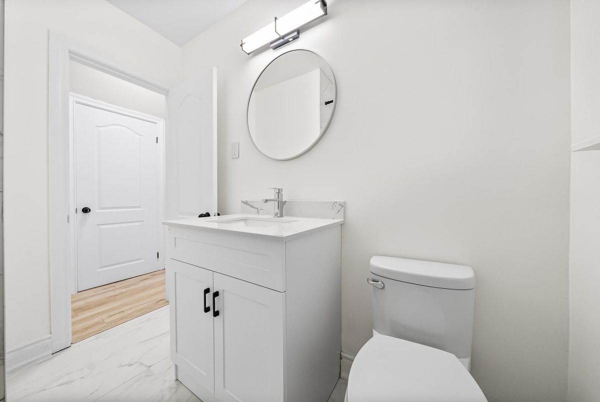 132 Homewood Avenue 132 Homewood Avenue Toronto C07