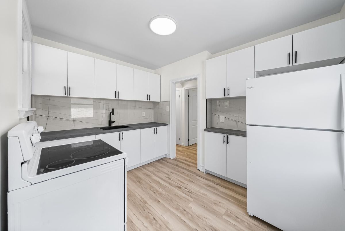 132 Homewood Avenue 132 Homewood Avenue Toronto C07